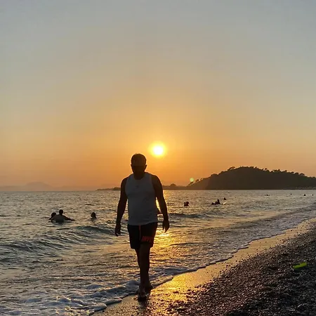 Luxury In The Center Of Villaarminfethiye 别墅 费特希耶