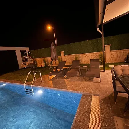 Luxury In The Center Of Villaarminfethiye 빌라 *